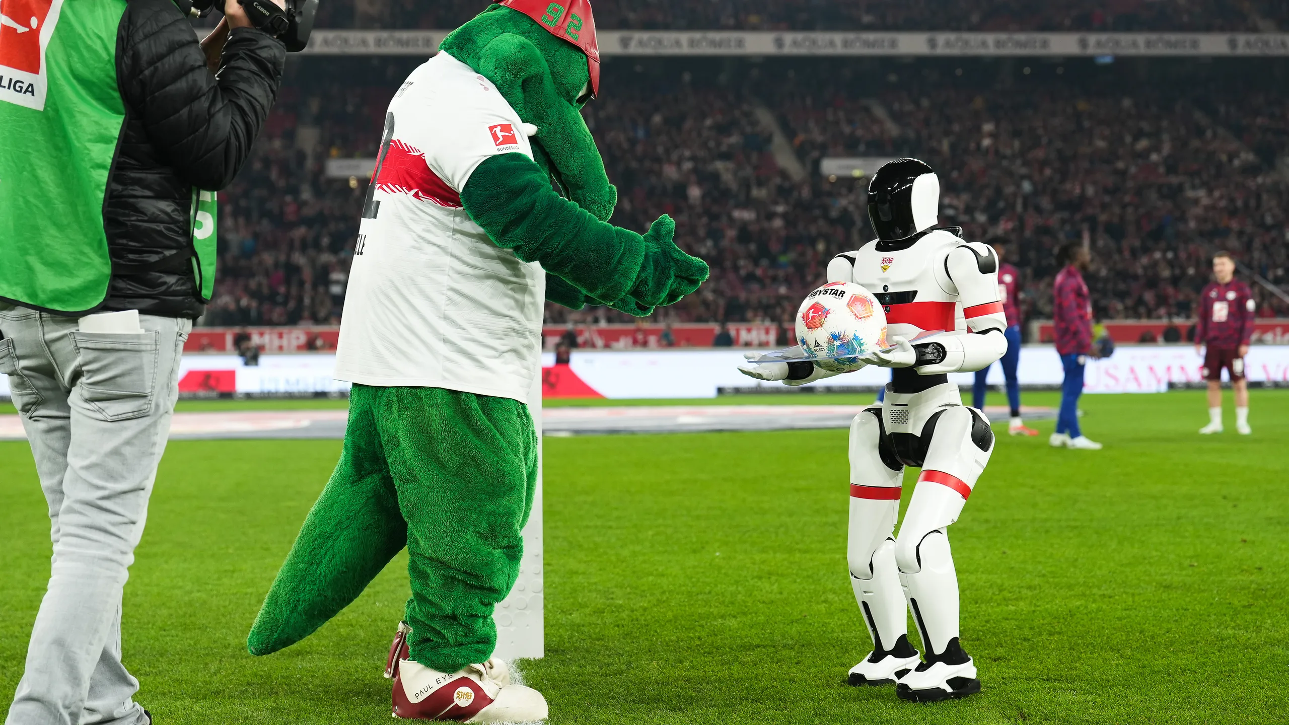 Robo Ballübergabe – Kachelbild